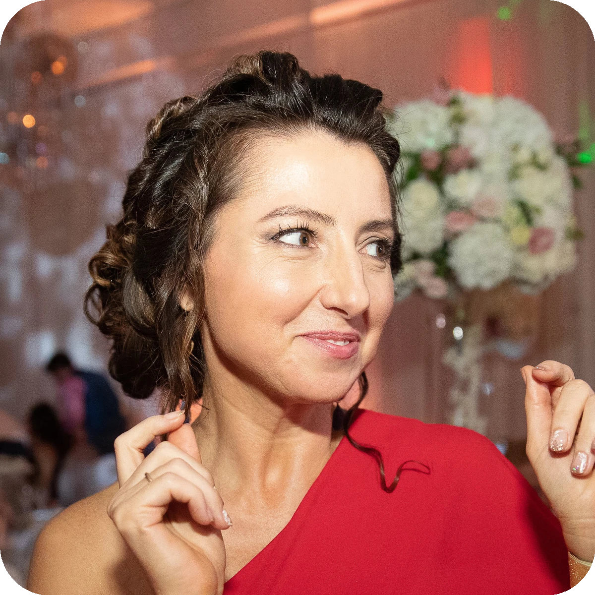 Nina Nailak — Nailak Editorial